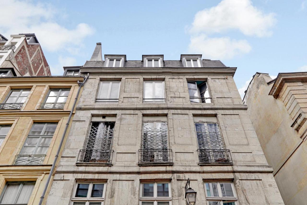 Pick A Flat'S Apartments In Le Marais - Rue Saint Merri Париж Экстерьер фото