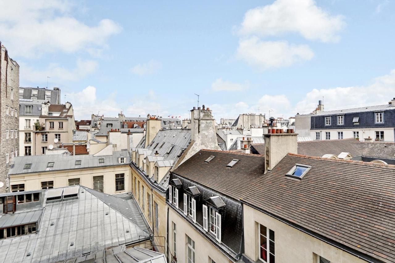Pick A Flat'S Apartments In Le Marais - Rue Saint Merri Париж Экстерьер фото