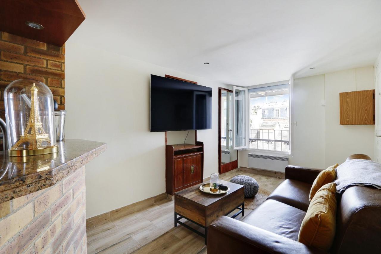 Pick A Flat'S Apartments In Le Marais - Rue Saint Merri Париж Экстерьер фото