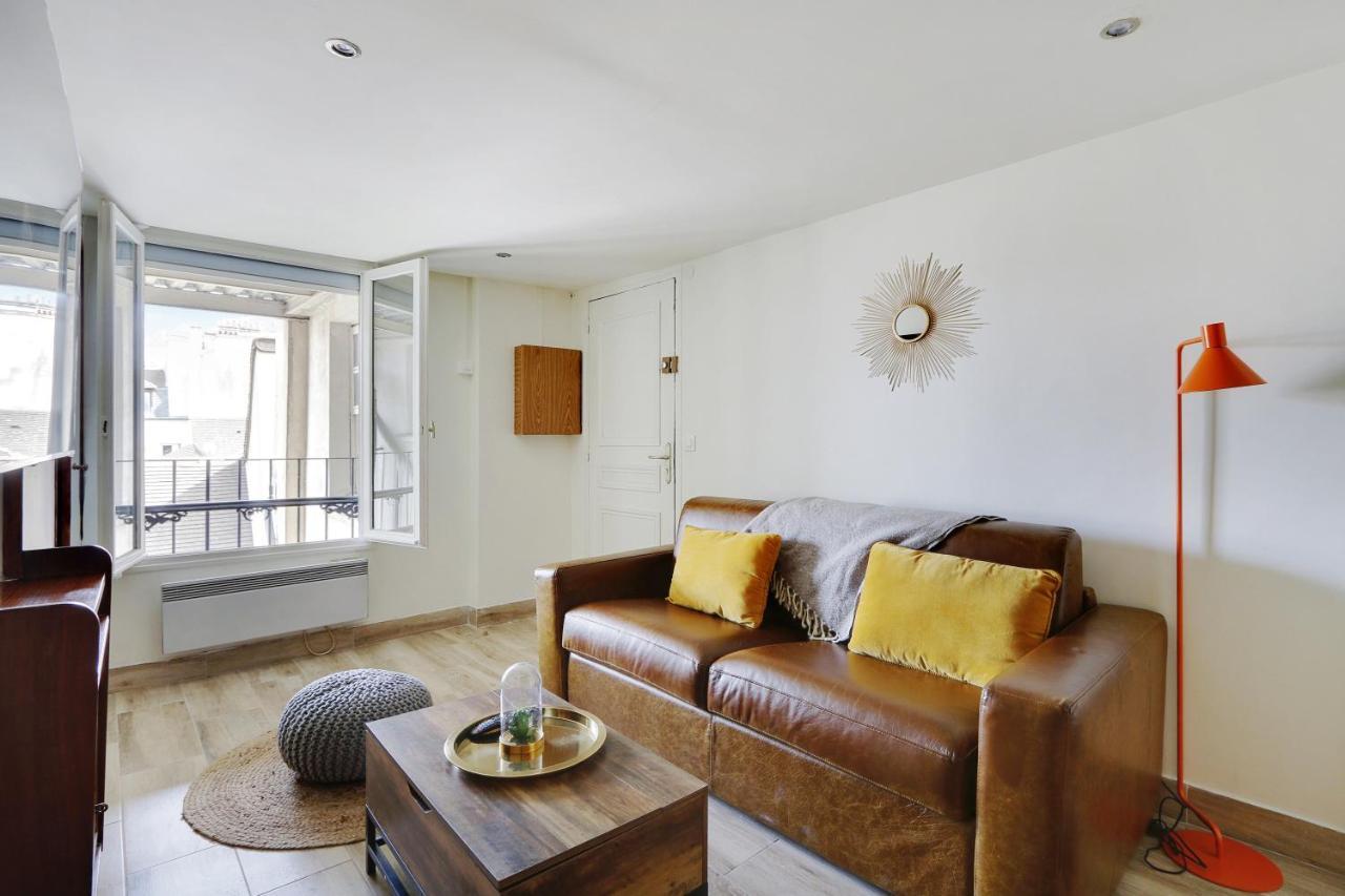 Pick A Flat'S Apartments In Le Marais - Rue Saint Merri Париж Экстерьер фото