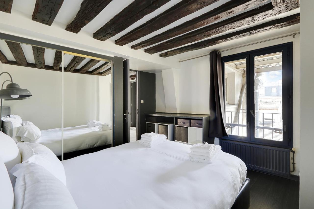 Pick A Flat'S Apartments In Le Marais - Rue Saint Merri Париж Экстерьер фото